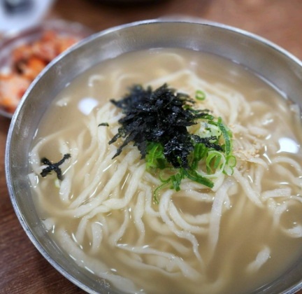 청송손칼국수 음식 사진 · 사용자 제공